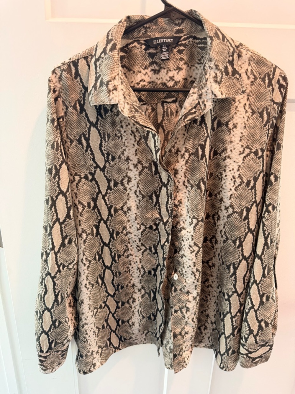 Ellen Tracy Snake Print Blouse Large Button Front Animal Print Shirt